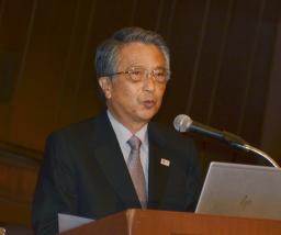 <p>　共同通信きさらぎ会で講演する政府観光局の清野智理事長＝９日午後、東京都内のホテル</p>