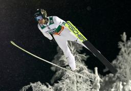 <p>　予備飛躍で１６位の渡部暁斗＝ルカ（共同）</p>