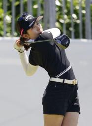 　第１ラウンド、３アンダーで１２位の西村優菜＝ウィルシャーＣＣ（共同）