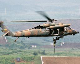 　陸上自衛隊のＵＨ６０ＪＡヘリコプター（同隊ＨＰから）