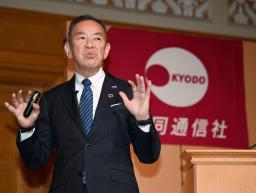 　共同通信きさらぎ会で講演するラピダスの小池淳義社長＝９日午後、名古屋市