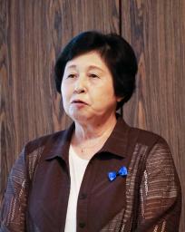 　講演後、取材に応じる曽我ひとみさん＝５日午後、新潟市