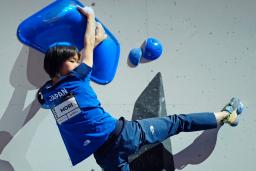 　女子ボルダーで６位の森秋彩＝ベルン（共同）