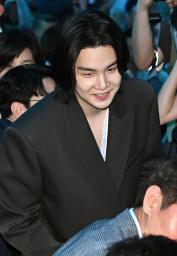 　７月、ソウルでサムスン電子のイベントに出席したシュガさん（聯合＝共同）