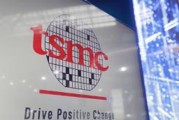 　ＴＳＭＣのロゴ＝２０２２年１０月、台北（ＡＰ＝共同）