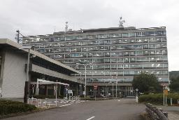 　長野県庁と長野県警察本部