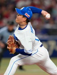 　広島戦で９回を無安打無得点に抑えた中日・柳。打線の援護がなく記録達成を逃した＝バンテリンドーム