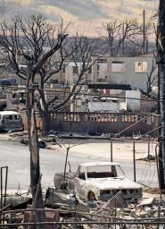 　山火事で壊滅的な被害を受けた米ハワイ・マウイ島ラハイナ＝１６日（共同）