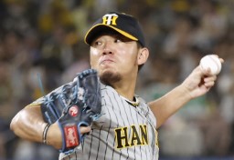 　ヤクルト戦に先発した阪神・伊藤将＝神宮