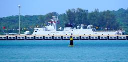 　カンボジア南西部のリアム海軍基地に停泊する中国艦船＝５日（共同）