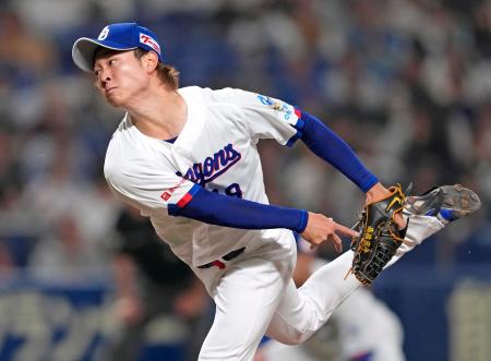 <p>　オープン戦に初登板し、４回２失点の中日・高橋宏＝バンテリンドーム</p>