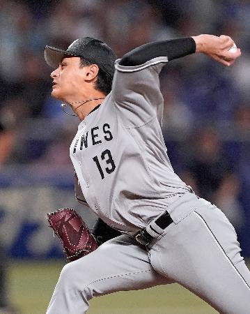 <p>　２０日の中日戦に先発したロッテ・毛利＝バンテリンドーム</p>