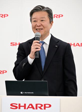 　記者会見で意欲を語る、シャープの社長に就任する河村哲治専務執行役員＝３１日午前、大阪市中央区