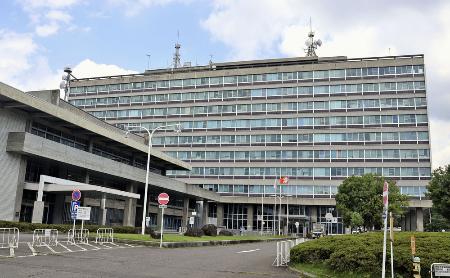 　長野県警本部が入る長野県庁＝２０２４年、長野市