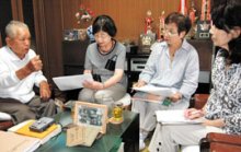 生の声聴き 史実後世に　節目に最終刊編さん　習志野女性史　聞き書きの会「史（ふみ）の会」＝習志野市＝　【戦後７０年ちば　第３部　忘れない】（２５）