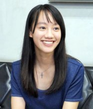 「等身大」の銀幕デビュー　仏映画祭で最優秀女優賞（市川在住）　重石邑菜（しげいしゆうな）さん（１６）　【ひと模様】