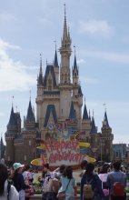 年間３千万人の集客力　売上高５千億に迫る　数字で見る　【未完の王国　東京ディズニーリゾート～３５年の歩みとこれから】（番外編）