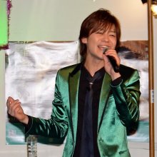 【インタビュー・動画あり】日本レコード大賞新人賞　新浜レオンさん（白井市出身） 　多世代に愛される歌い手に 　元球児「マリンでライブを」【この人に逢いたい　ちばの才人たち】