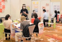 コロナ禍の進路、高校生に不安の声　就職見送りや進学断念も　千葉市で合同企業説明会