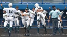 専大松戸　激闘１６回制す　石神、ノーサイン満塁スクイズ　秋季千葉県高校野球＜第6日＞
