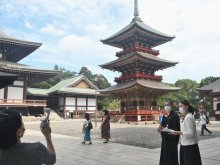 参拝控える人に魅力発信　成田山新勝寺　初のオンラインツアー