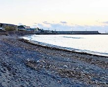 「軽石」問題で千葉県、伊豆大島に調査船派遣　熊谷知事「漁業と船舶の影響回避」