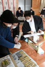 農作物のでき「良い見通し」　新年の伝統「筒粥神事」で１年占う　匝瑳・松山神社