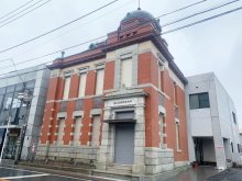 「復興、観光のシンボルに」　東日本大震災で被災の佐原三菱館、９日から一般公開　大正の暖炉、らせん階段復元