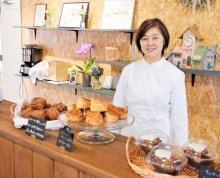 急逝した夫が残した歯科医院「廃墟にしたくない」　跡地に菓子店オープン　銚子