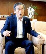 共生社会へ居場所作り　住環境向上で若年人口増　４期目の本郷谷健次・松戸市長　【インタビュー】