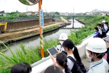 氾濫対策の“今”学ぶ　一宮川治水工事見学　房総豪雨水害踏まえ　長生中・防災部
