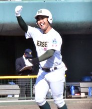 【速報】専大松戸、快勝で８強　成田は初戦敗退　秋季関東高校野球