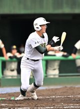 ７回鮮やか逆転劇　専大松戸４強　秋季関東高校野球大会