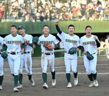 【速報】専大松戸　延長制し初の決勝　県勢５年ぶり　秋季関東高校野球大会