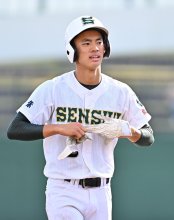 出塁こだわる主将　大森准弥　三塁手　３年　【聖地に挑む　舞い上がれ専大松戸】