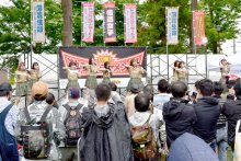 八街ご当地アイドル　「落花生娘」デビュー　市、ＰＲ大使に委嘱