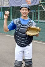 ３人で１人の「長」　対話重ねて探る最善　御園生慎之介（中央学院）　【マスク越しの視線　主役は捕手】（３）