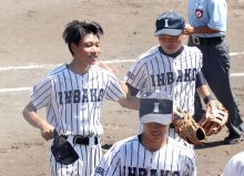 印旛明誠　憧れの「単独」後輩たちに感謝　主将・江口、中高のほとんどを連合チームで出場　野球部ＯＢ「四千頭身」都築さん駆け付け応援　第１０５回全国高校野球　千葉大会　第４日