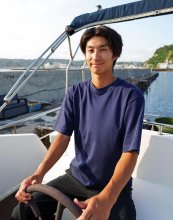 海のレジャー盛り上げ　勝浦で初心者向け釣り船運航　佐藤丈一さん（２５）　【ひと模様】