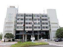 佐倉市職員、同僚女性の下半身盗撮　別の女性職員のブランケット破損も　市が免職処分　「被害女性に好意」