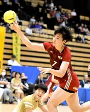 加藤、体張り存在感　昭和学院　女子ハンド　全国高校総体