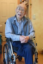 命ある限り語り継ぐ　焼夷弾命中、右脚失う　日佐戸輝さん（１００）＝野田市　【戦後７８年千葉　記憶をつなぐ】