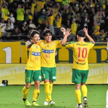ジェフ千葉快進撃、昇格ＰＯ圏内に　破竹の６連勝で５位　１５季ぶり悲願へ残り６戦