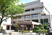 ウーロンハイなど１０杯以上飲み車を運転　流山市、消防士を免職　信号待ちしながら眠り発覚