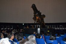”最後の１台”投映機「コスモくん」卒業式　船橋のプラネタリウム館　親しまれて３６年　交換前にお別れイベント