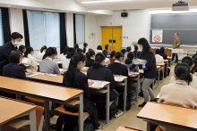 コロナ５類移行初　大学入学共通テスト始まる　県内２万２７９５人が志願