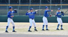 飯山、ピンチ救った三塁補殺　【中央学院　センバツだより】　第９６回選抜高校野球