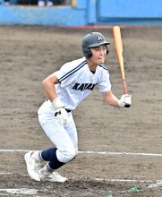 「１勝」引き寄せる３打点　鎌ケ谷・相川　第１０６回全国高校野球　千葉大会　第３日