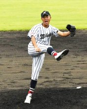 マウンドで涙も感謝　我孫子二階堂・神谷　“２年で最後の夏”　第１０６回全国高校野球　千葉大会　第４日