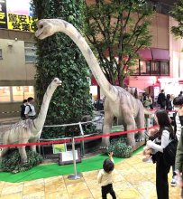 柏駅前が「恐竜の街」に！？　大迫力の模型７体　商店街や大型施設連携　８日から